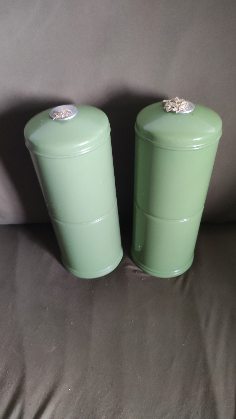 Vintage Groene Metalen bussen met lont, Ophalen