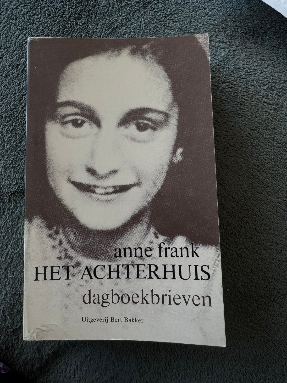 'Het Achterhuis' door Anne Frank, Ophalen of Verzenden, Zo goed als nieuw, Overige