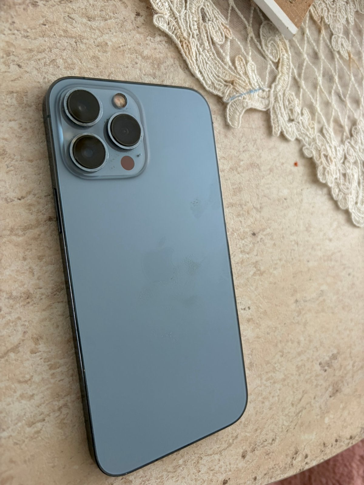Iphone 14 pro max en Iphone 16