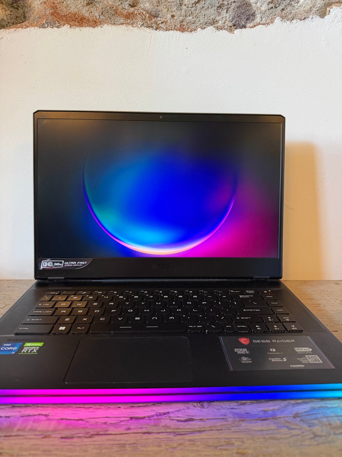 Foto 2 van MSI GE66 Raider Gaming Laptop