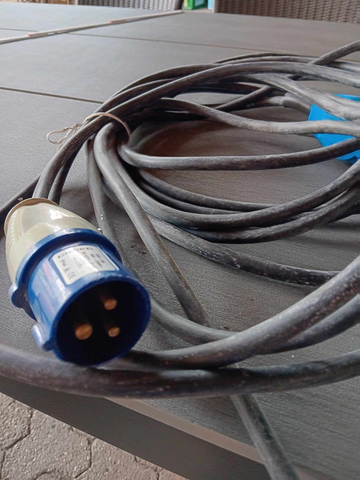 caravan verleng kabel., Ophalen