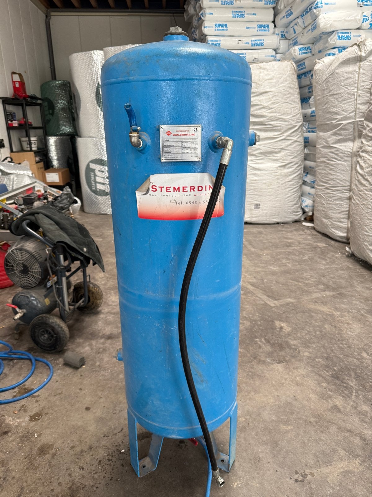 Airpress 200L Luchtdrukketel - Werkt volledig, Ophalen, Zo goed als nieuw, Minder dan 200 liter/min, 10 bar of meer