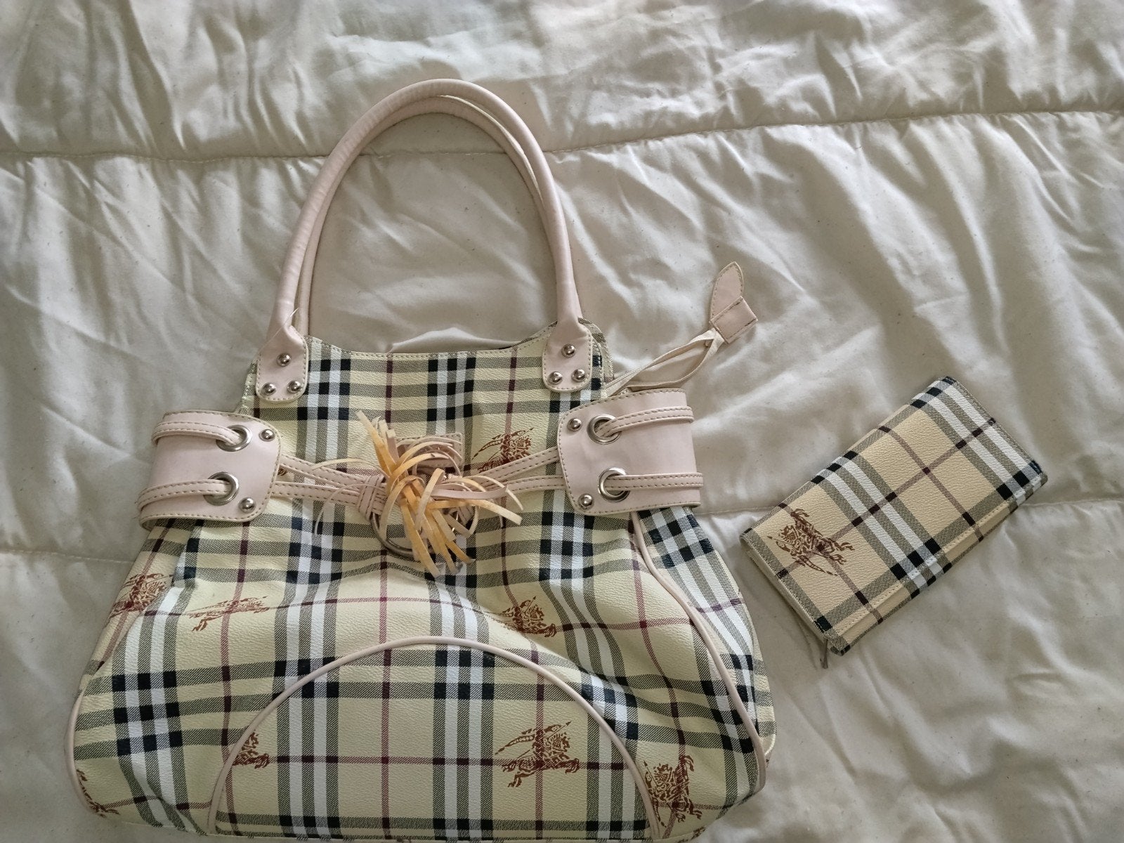 Burberry tas en portemonnee set, Sieraden, Tassen en Uiterlijk, Tassen | Damestassen, Ophalen of Verzenden, Gebruikt, Beige, Handtas