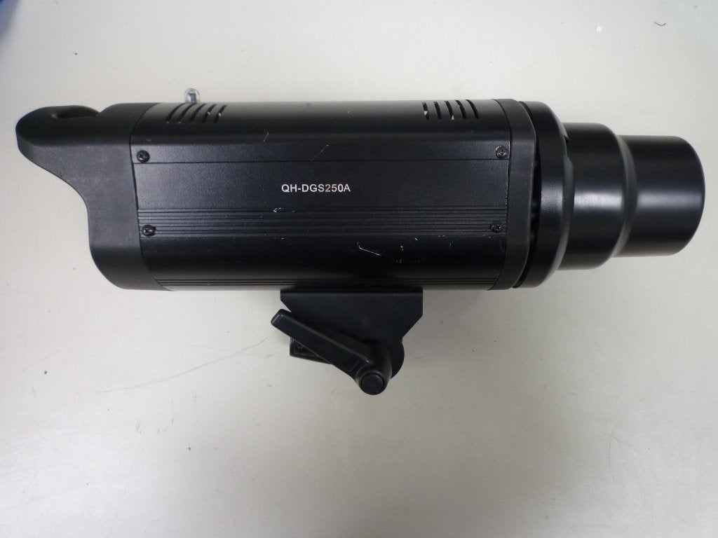 QH dgs 250a studio flitser, Gebruikt, Dimbaar, Ophalen of Verzenden, Overige merken