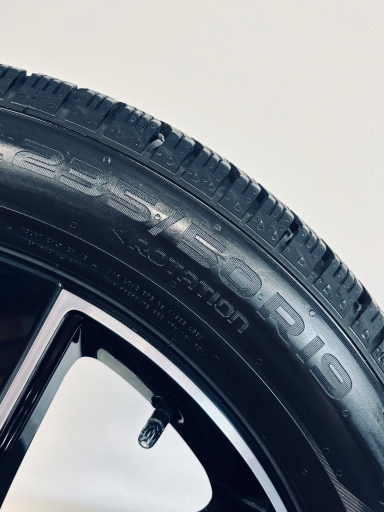 19” Zeekr X velgen + winterbanden, Gebruikt, Velg(en), Winterbanden, 235 mm