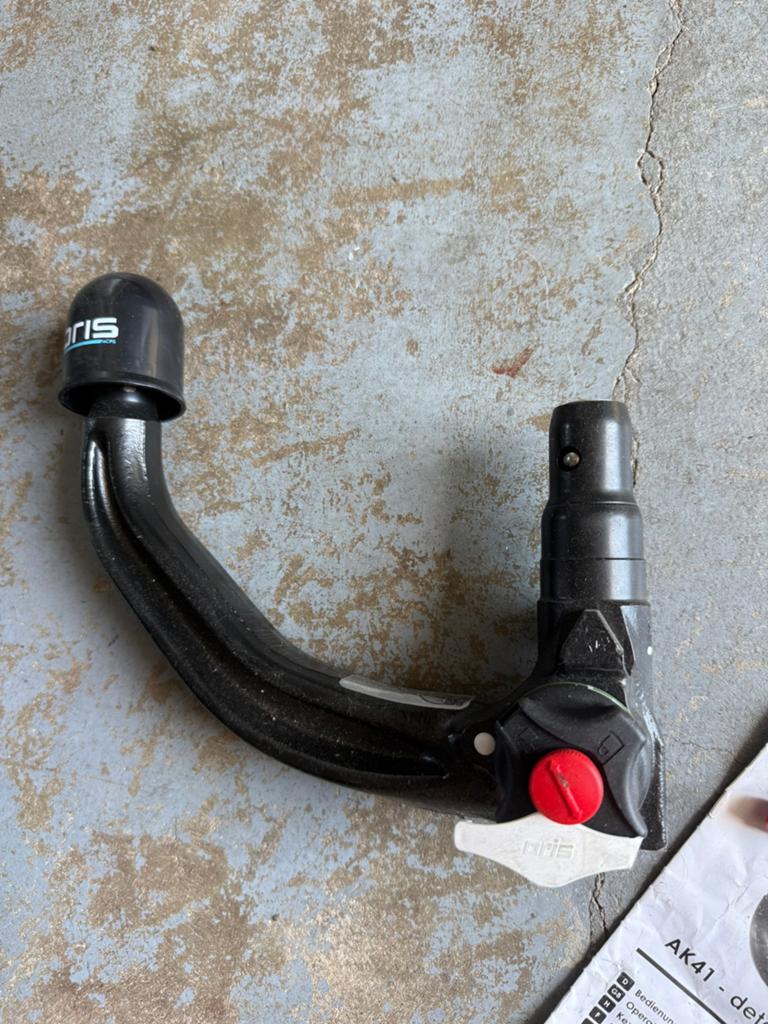 Gloednieuwe, ongebruikte trekhaak kogel. Oris AK41, Ophalen, Nieuw