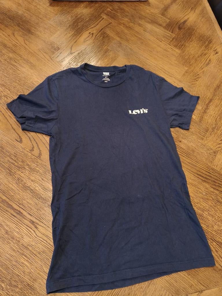 Levi's T-shirt maat S donkerblauw in goede staat, Levi's, Ophalen of Verzenden, Zo goed als nieuw, Maat 48/50 (M)