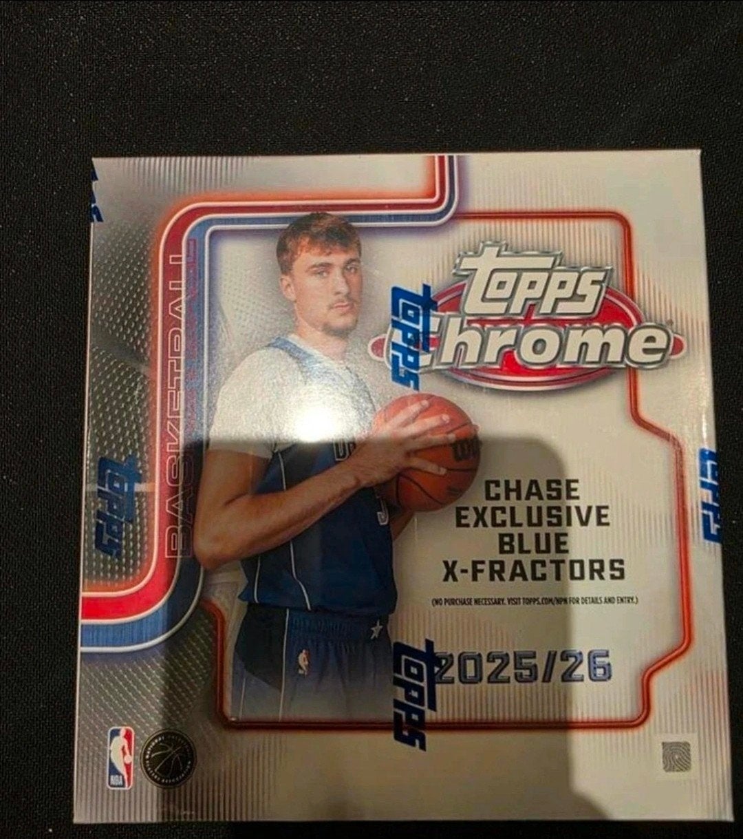 Topps Chrome NBA Basketball 2025/26 MEGA BOX, Ophalen of Verzenden, Nieuw, Overige sporten, Spelerskaart