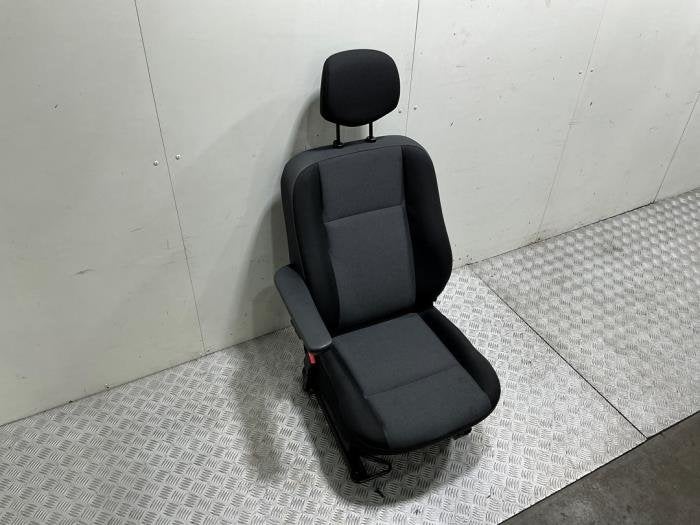 Stoel links van een Renault Master (Master 4 19-), Auto-onderdelen, Interieur en Bekleding, 12 maanden garantie, Gebruikt, -, Renault