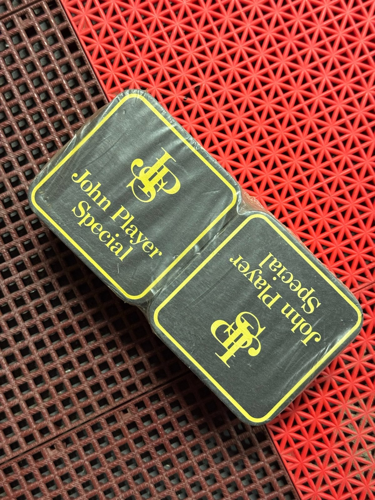 JPS John Player Special Bierviltjes - Nieuw in verpakking, Verzamelen, Ophalen of Verzenden, Nieuw