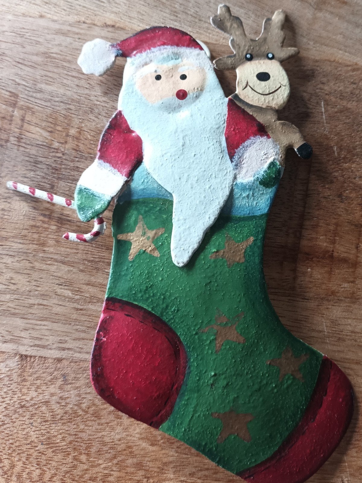 3 leuke  decoratie kerstman in sok van metaal, Diversen, Ophalen of Verzenden