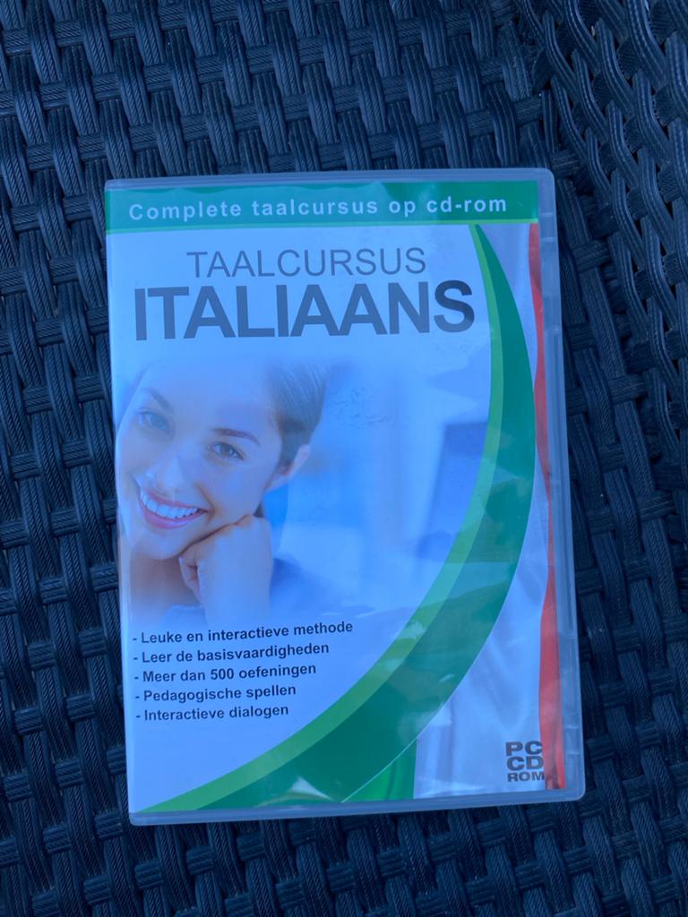 Complete Taalcursus Italiaans op CD-ROM, Ophalen of Verzenden, Zo goed als nieuw, Taalcursus, Windows