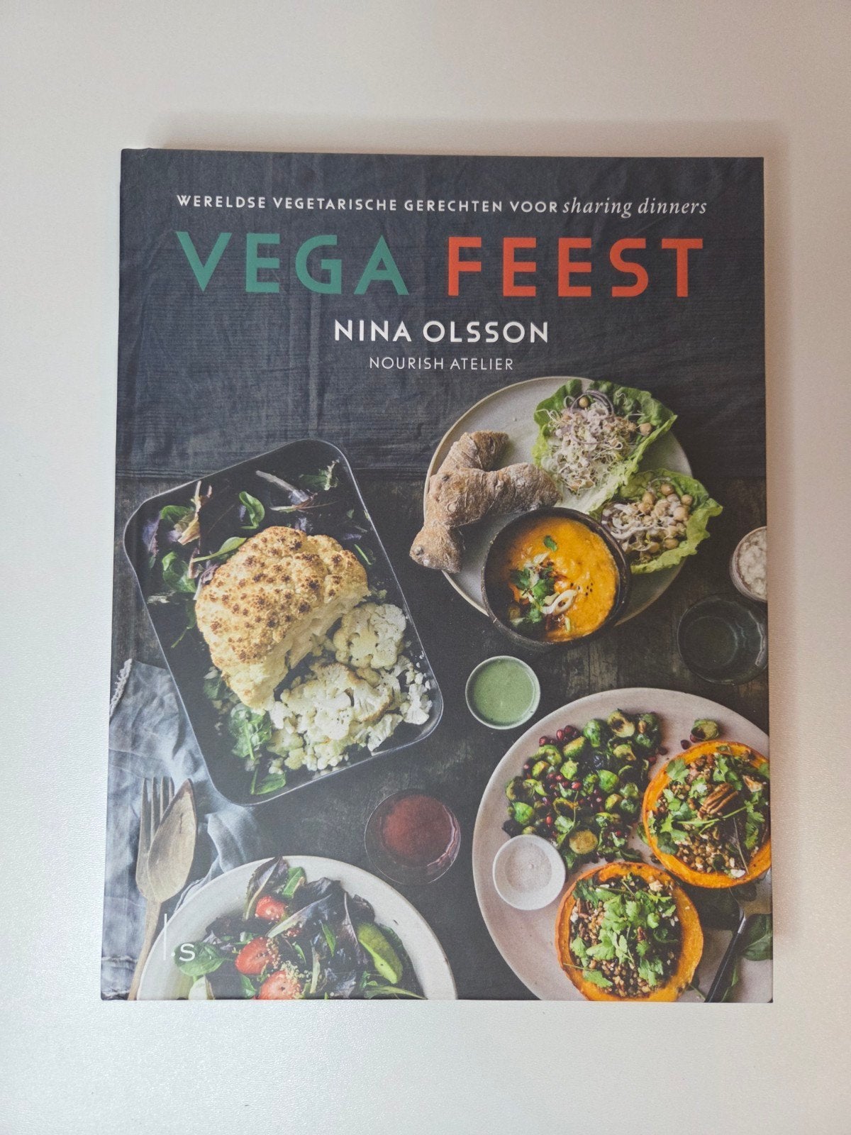 Vega Feest | Nina Olsson | Vegetarisch kookboek, Vegetarisch, Ophalen of Verzenden, Zo goed als nieuw, Overige gebieden