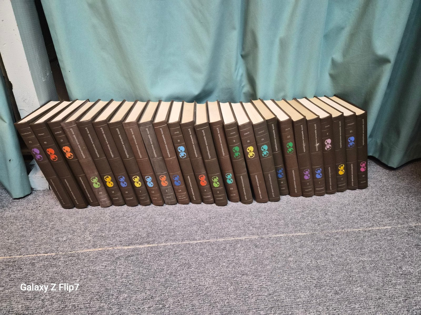 Complete 24-delige Grote Spectrum Encyclopedie, Boeken, Ophalen, Gelezen, Algemeen, Complete serie