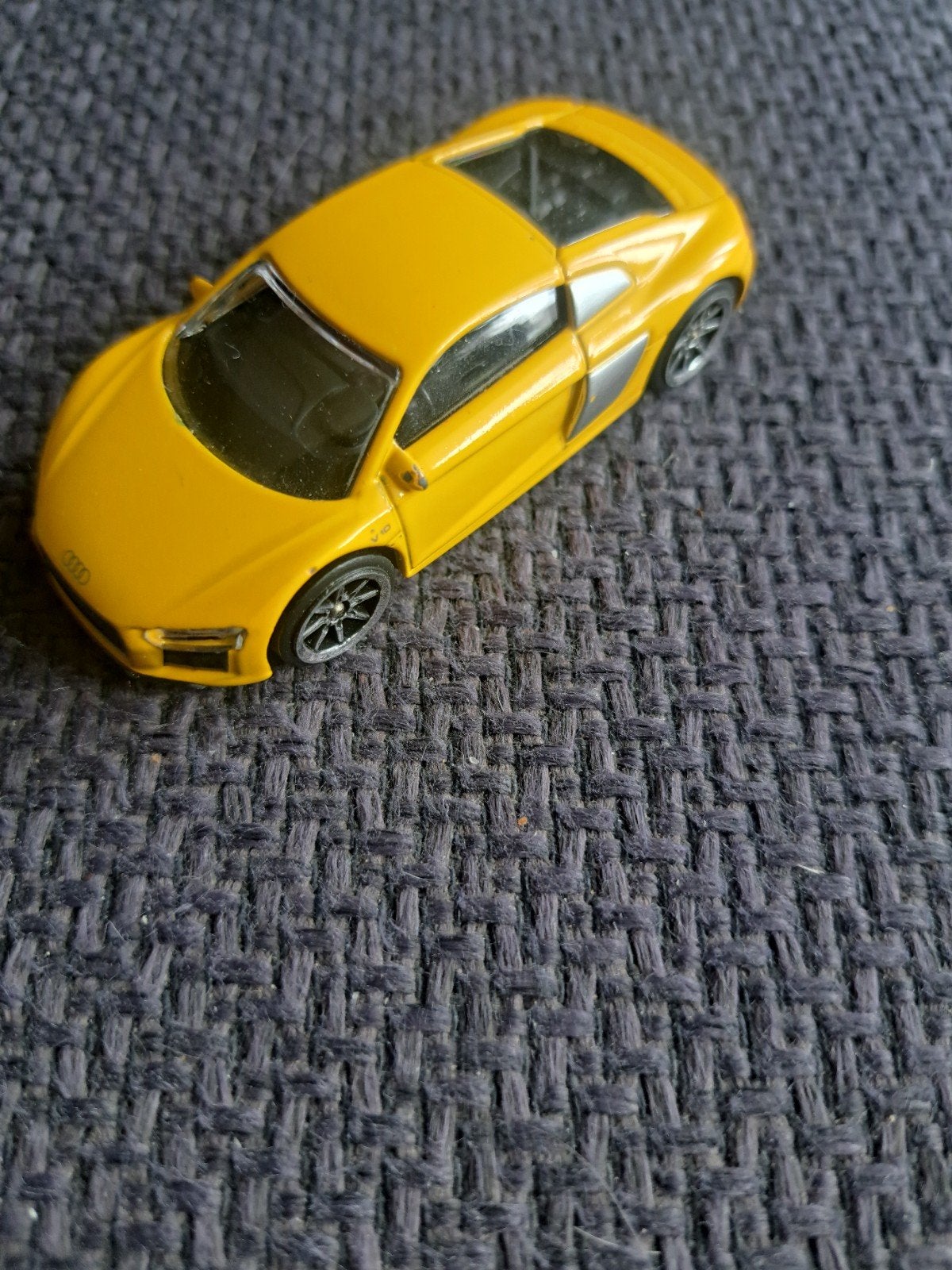 majorette model audi r8 schaal 1:58, Gebruikt, Auto, Ophalen of Verzenden, N.b
