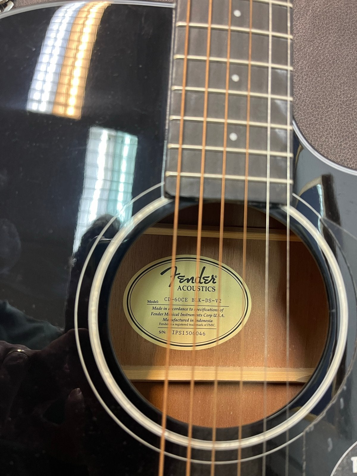 Fender CD-60CE BK-DS-V2 akoestische gitaar met Fishman, Ophalen, Zo goed als nieuw, Western- of Steelstringgitaar, Met (piezo-)element
