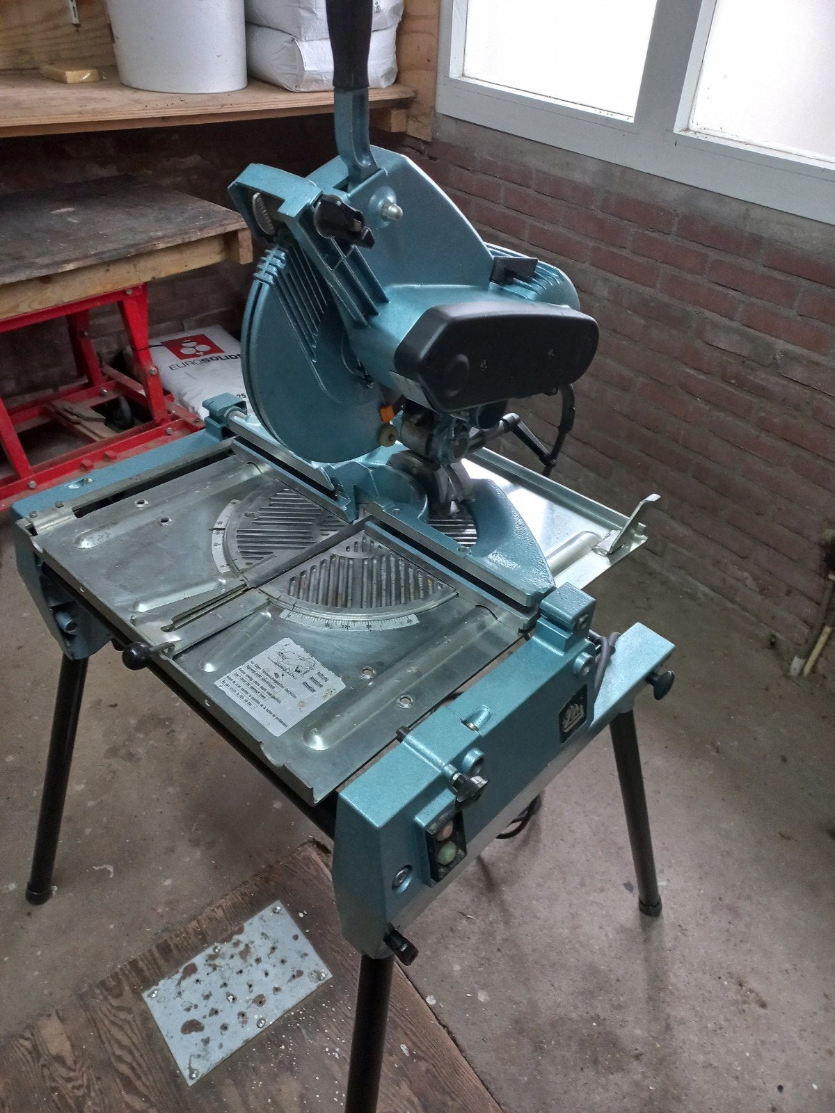 elu zaagmachine  172, Ophalen, 1200 watt of meer, Afkortzaag, 30 tot 70 mm