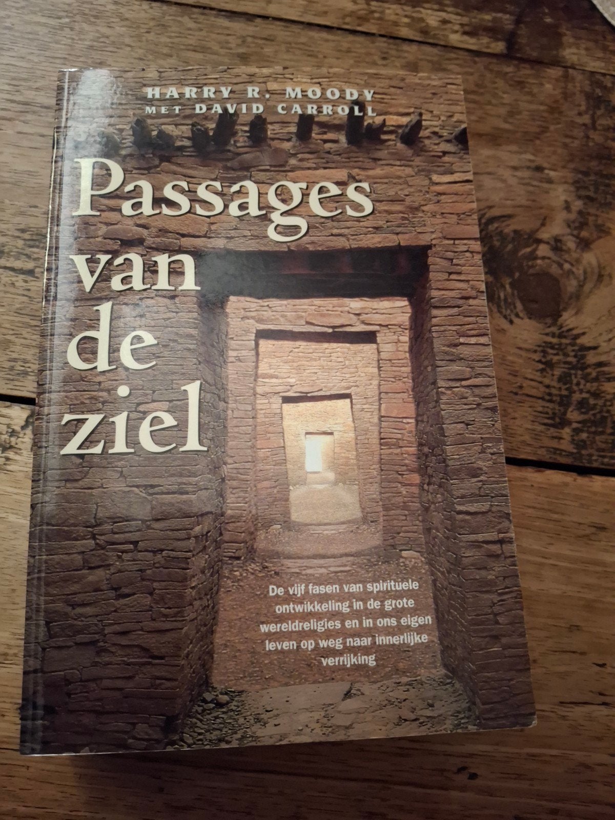 H.R. Moody - Passages van de ziel, Ophalen of Verzenden, Gelezen, H.R. Moody