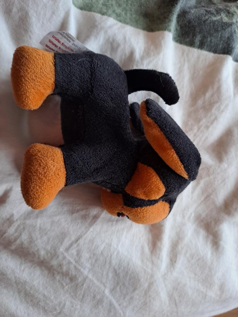 Schattig klein knuffelhondje - Zacht en knuffelbaar, Gebruikt, Zwart, Klein (minder dan 20 cm), Hond