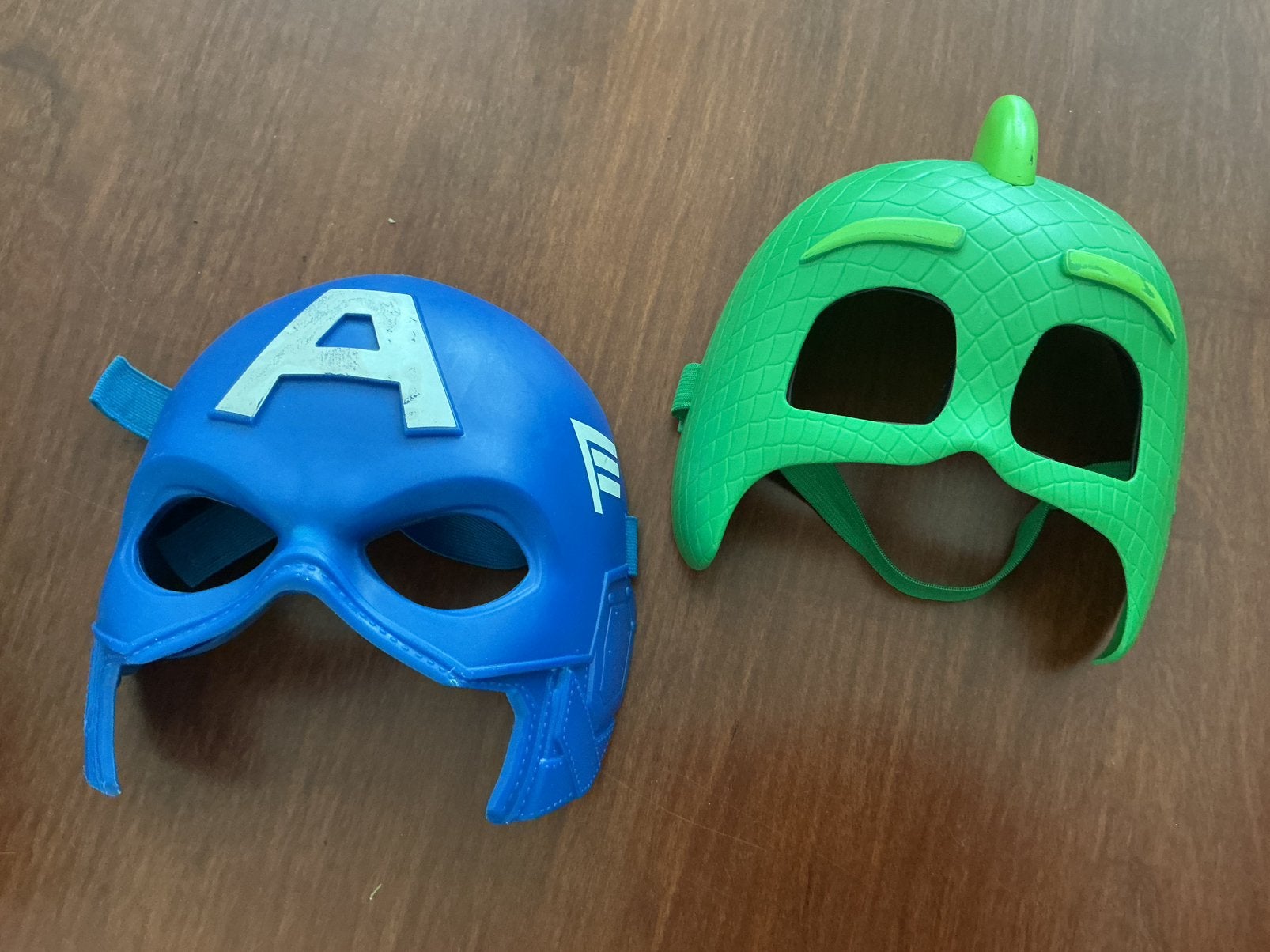 Maskers Captain America en PJ Max, Ophalen of Verzenden, Zo goed als nieuw