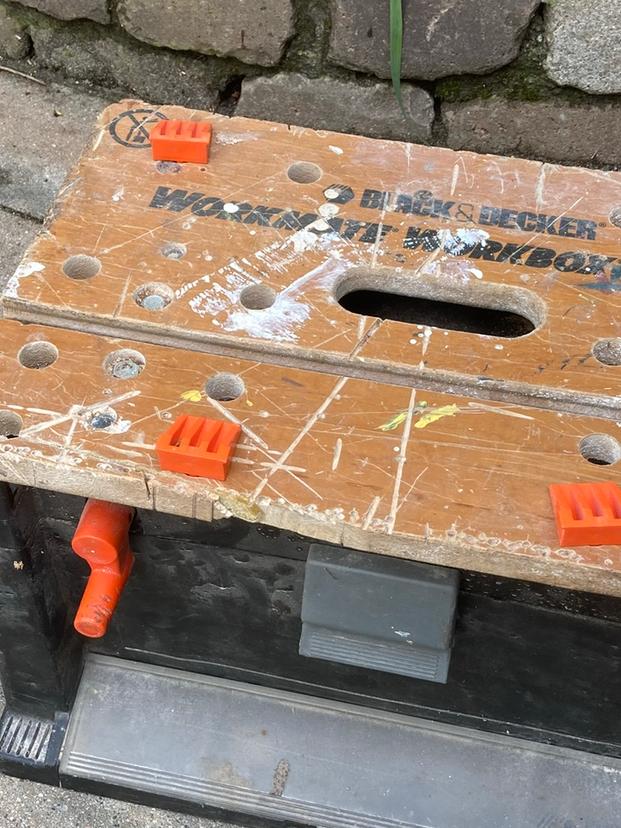 Goed gebruikte  werk bankje van black en decker, Ophalen, Gebruikt
