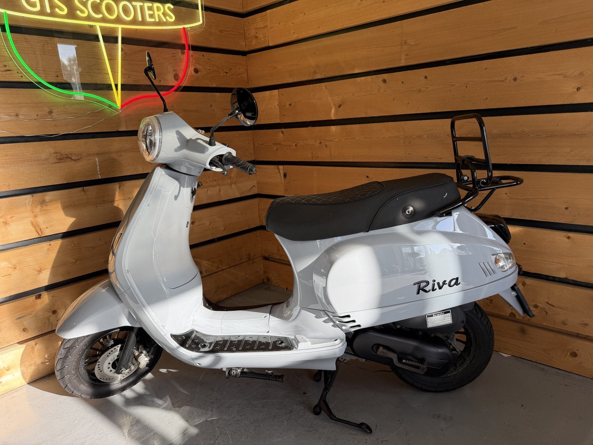 LA SOURIS Bromscooter Sourini S Special Edition (bj 2021), Bruin Scooterservice, Gebruikt, Jos@bruinautoservice.nl, La Souris