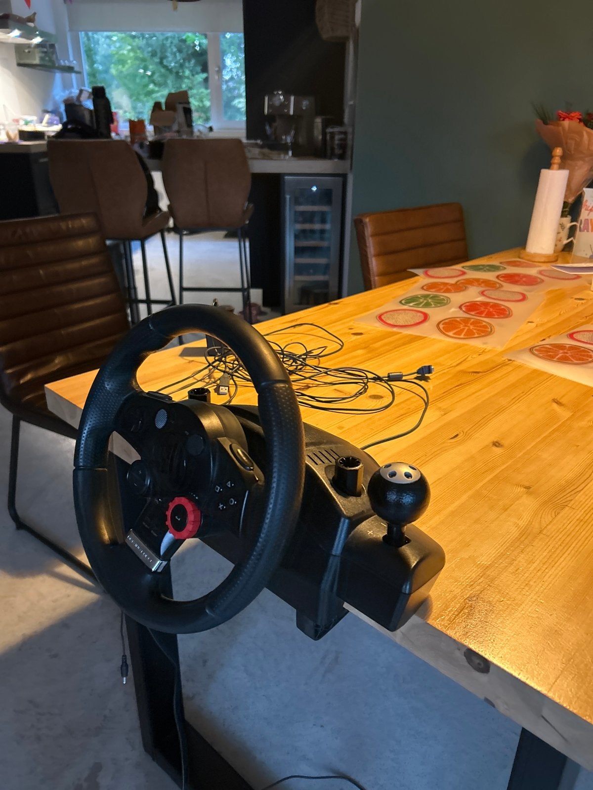 Logitech Driving Force Racestuur met Pedalen en Shifter, Racestuur, Force feedback, Ophalen of Verzenden, Zo goed als nieuw