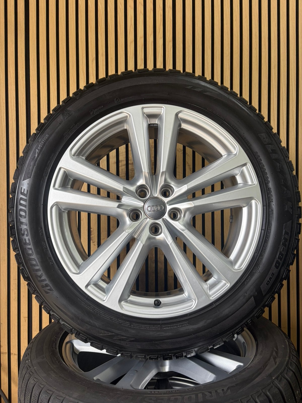 Originele 20” Audi E-tron Q7 Winterbanden Winterset, Auto-onderdelen, Banden en Velgen, Audi, Gebruikt, 255 mm, .