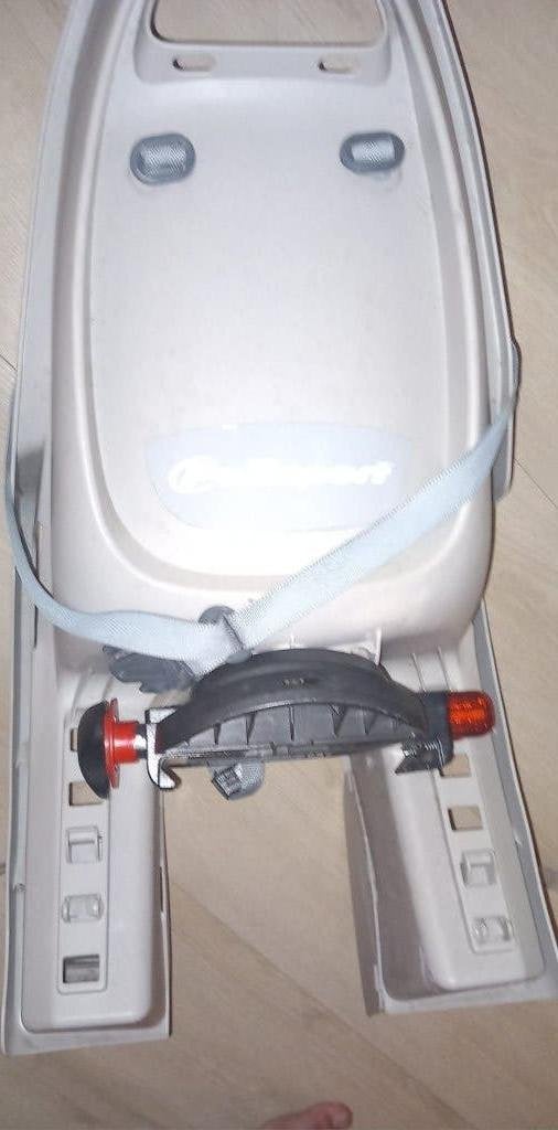 Polisport fietszitje, Ophalen, Achterzitje, 9 t/m 18 kg, Polisport achterzitje