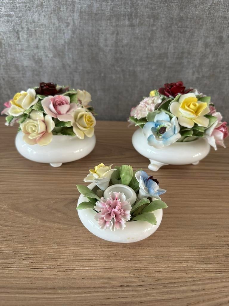 Royal Doulton bloemstukken en kandelaar, Antiek en Kunst, Ophalen