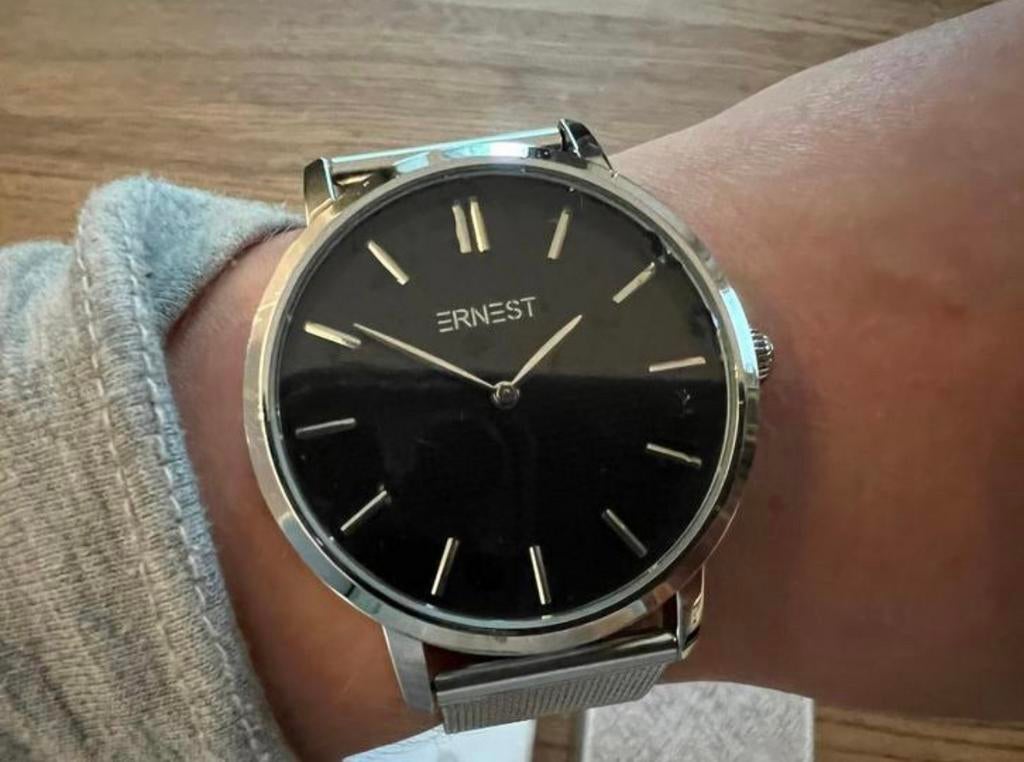 Zilverkleurige dames horloge nieuw!, Ophalen of Verzenden, Zo goed als nieuw, Staal, Overige merken