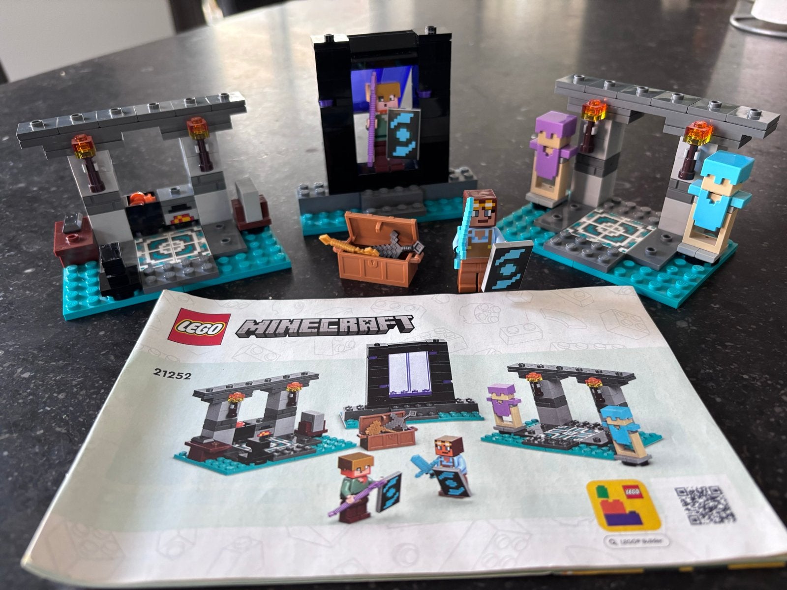 Lego Minecraft 21252 Het Nether Portaal Ambush, Minecraft, Lego, Ophalen of Verzenden, Zo goed als nieuw