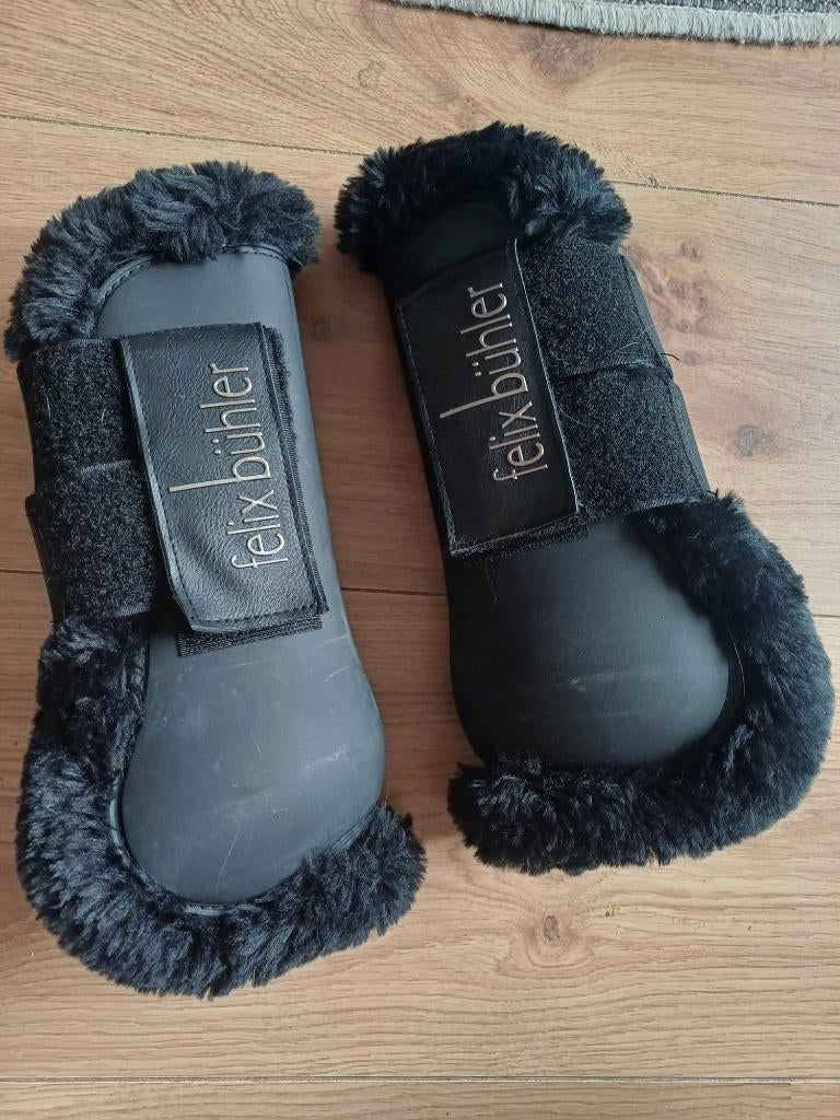 Beenbeschermers, springschoenen, bandages, kogelbeschermers, Dieren en Toebehoren, Ophalen of Verzenden, Zo goed als nieuw