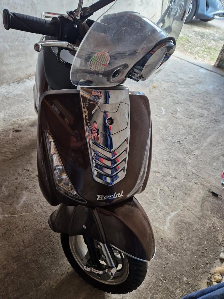 Berini Classic scooter uit 2017 - 1800 km, Fietsen en Brommers, Ophalen