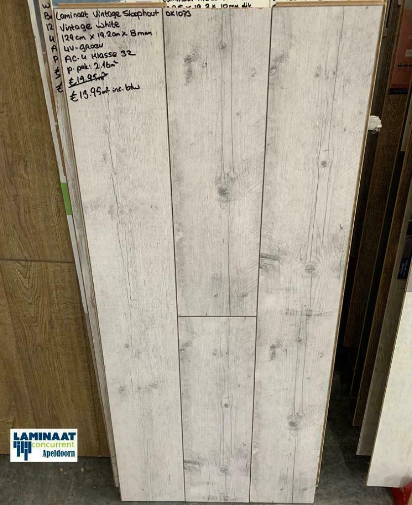 Laminaat Vintage White DK1073 8mm dik 4V-groev, 75 m² of meer, Wit, Nieuw, Ophalen of Verzenden