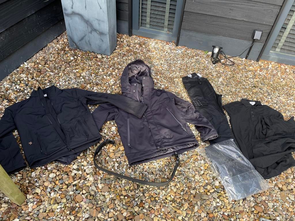 Beveiligingskleding heren mt S  nieuw en 1 keer gedragen, Ophalen of Verzenden, Nieuw, Broek