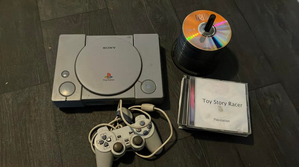 Playstation 1 ps1, 2 spelers, Ophalen of Verzenden, Zo goed als nieuw, Vanaf 3 jaar