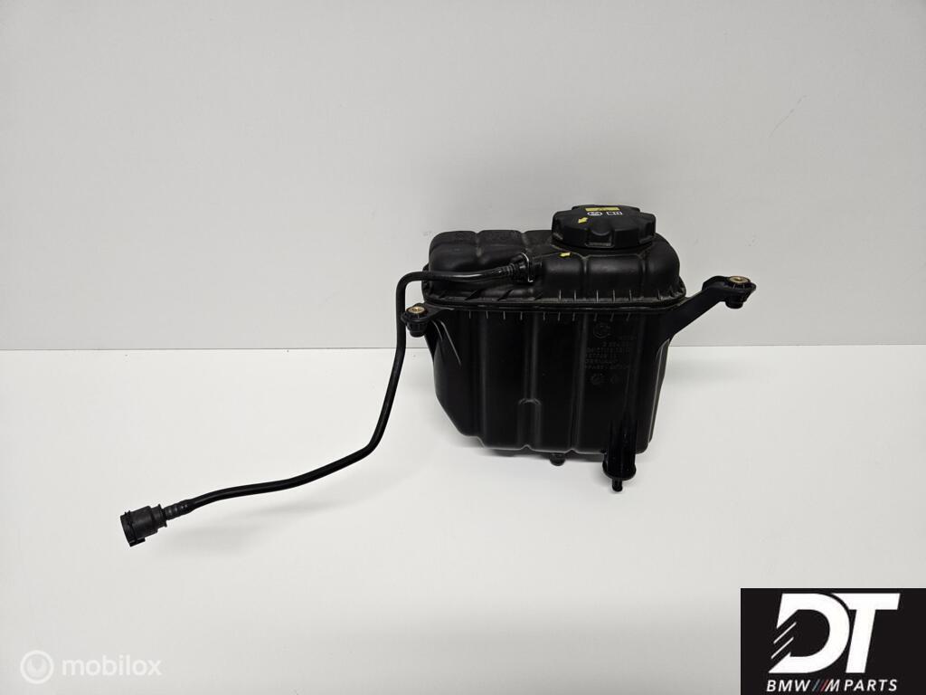 Expansiereservoir BMW M3 F80 M4 F82 M2 F87 17132284600, Gebruikt, Ophalen of Verzenden, BMW, BMW