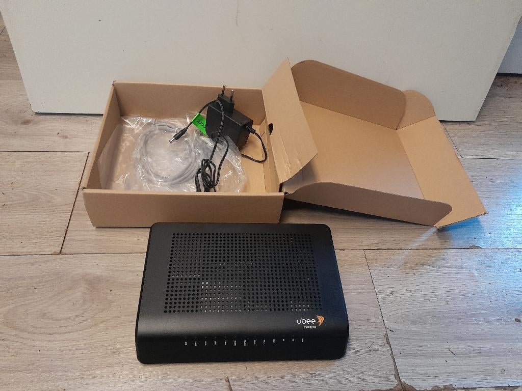 modem ubee evw321b met wifi, Ophalen of Verzenden, Nieuw