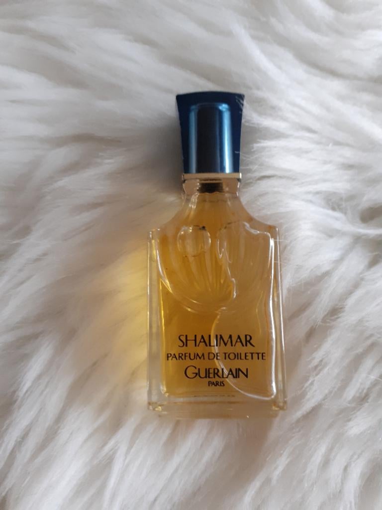 Parfumminiatuur  Guerlain shalimar, Verzamelen, Parfumverzamelingen, Ophalen, Zo goed als nieuw, Miniatuur, Gevuld