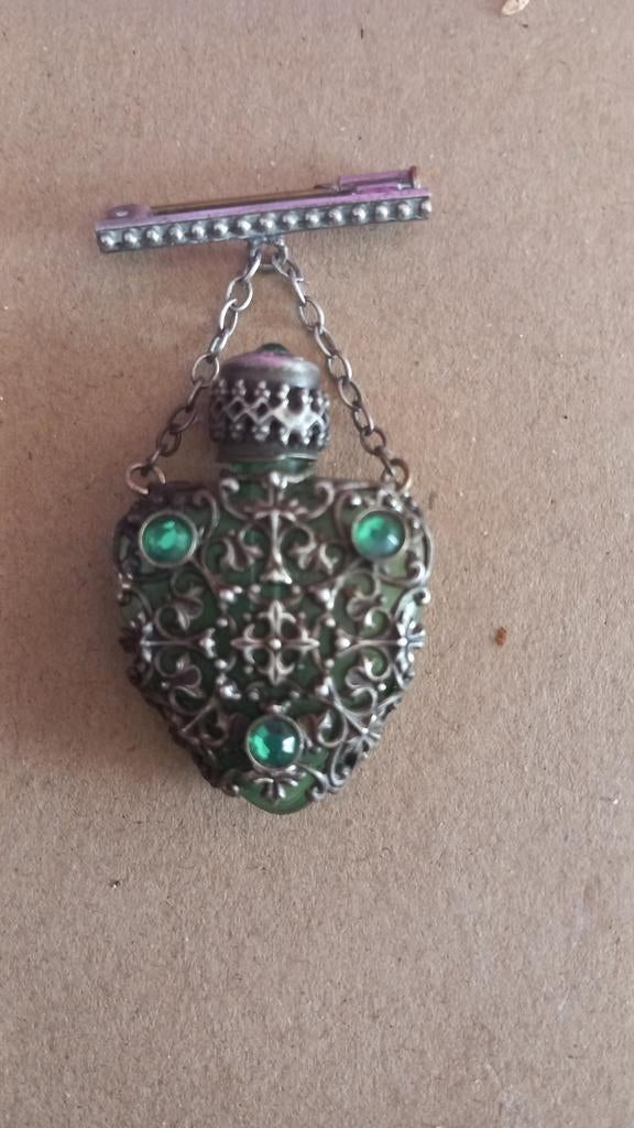 Vintage Parfumflesje Broche, Overige materialen, 4 tot 7 cm, Gebruikt, Ophalen of Verzenden