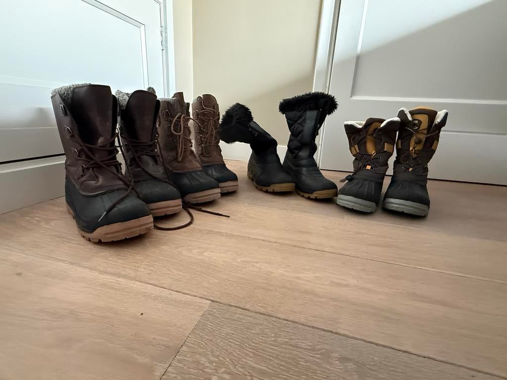 4 Paar Snowboots: Hobbs, Kelvik, Olang, Huge World, Ophalen, Gedragen, Zwart