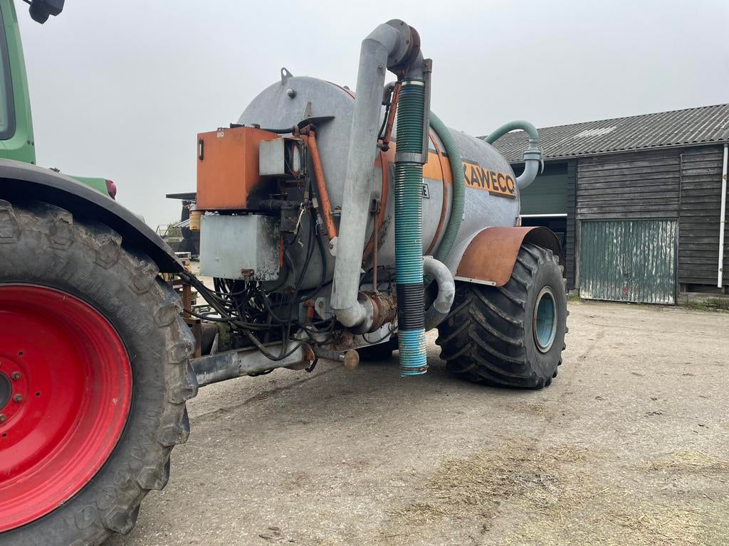 Kaweco 8500 mesttank met zuigarm en evt bemester, Zakelijke goederen, Agrarisch | Werktuigen, Ophalen, Akkerbouw, Gewasbescherming en Bemesting