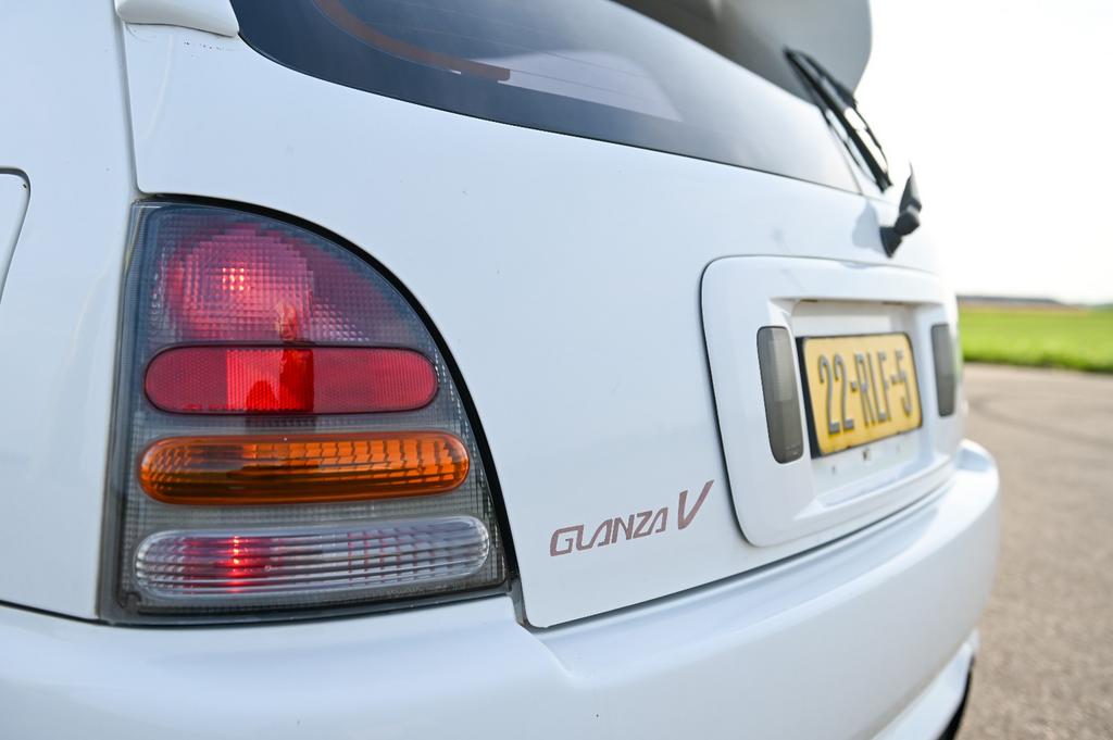 Toyota 1998 Wit, foto 4