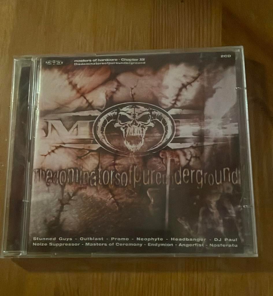 Masters of hardcore chapter 12, Ophalen of Verzenden, Zo goed als nieuw