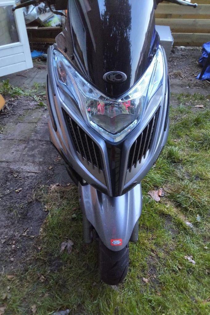 kymco new g dink  grand dink, Fietsen en Brommers, Scooters | Kymco, Overige modellen, Ophalen of Verzenden, Zo goed als nieuw
