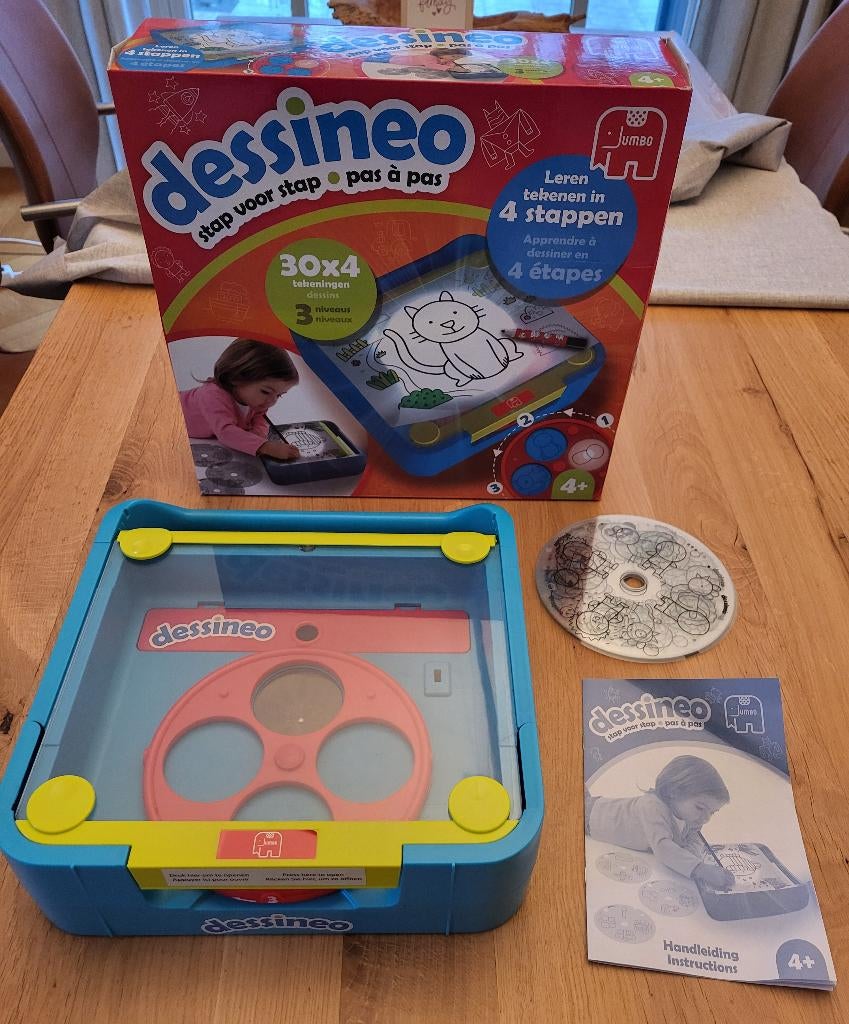 Dessineo tekenstudio, Jumbo, Ophalen of Verzenden, Zo goed als nieuw, Knutselen, Met licht