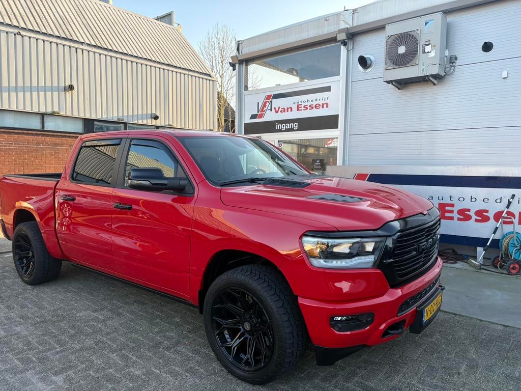 RAM 1500 RAM 1500 2024 Laramie nicht rood, Auto's, Bestelauto's, Bedrijf, 360° camera, 4x4, ABS, Adaptieve lichten, Adaptive Cruise Control