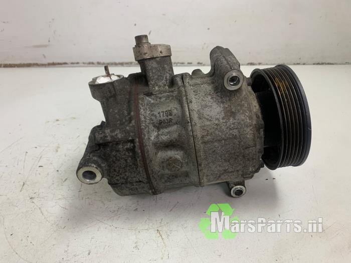 Aircopomp van een Volkswagen Transporter
