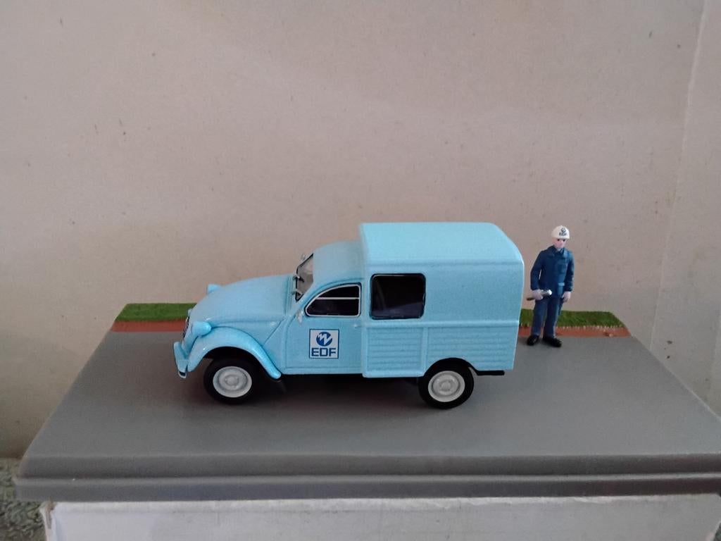 LA FOURGONETTE CITROËN 2CV AKS 400, Ophalen of Verzenden, Zo goed als nieuw, Auto, Overige merken